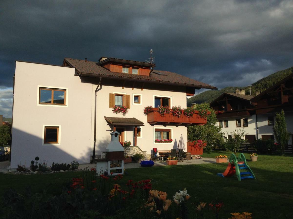 Haus Cosso Appartement Niederdorf Buitenkant foto